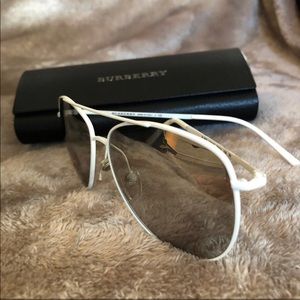 BURBERRY Reflective Lens Aviators